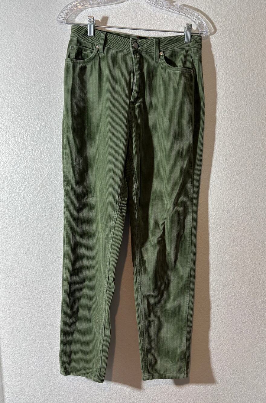 BDG Urban Outfitters Women's Size 27 Mom High-Rise Green Ribbed Corduroy Pants